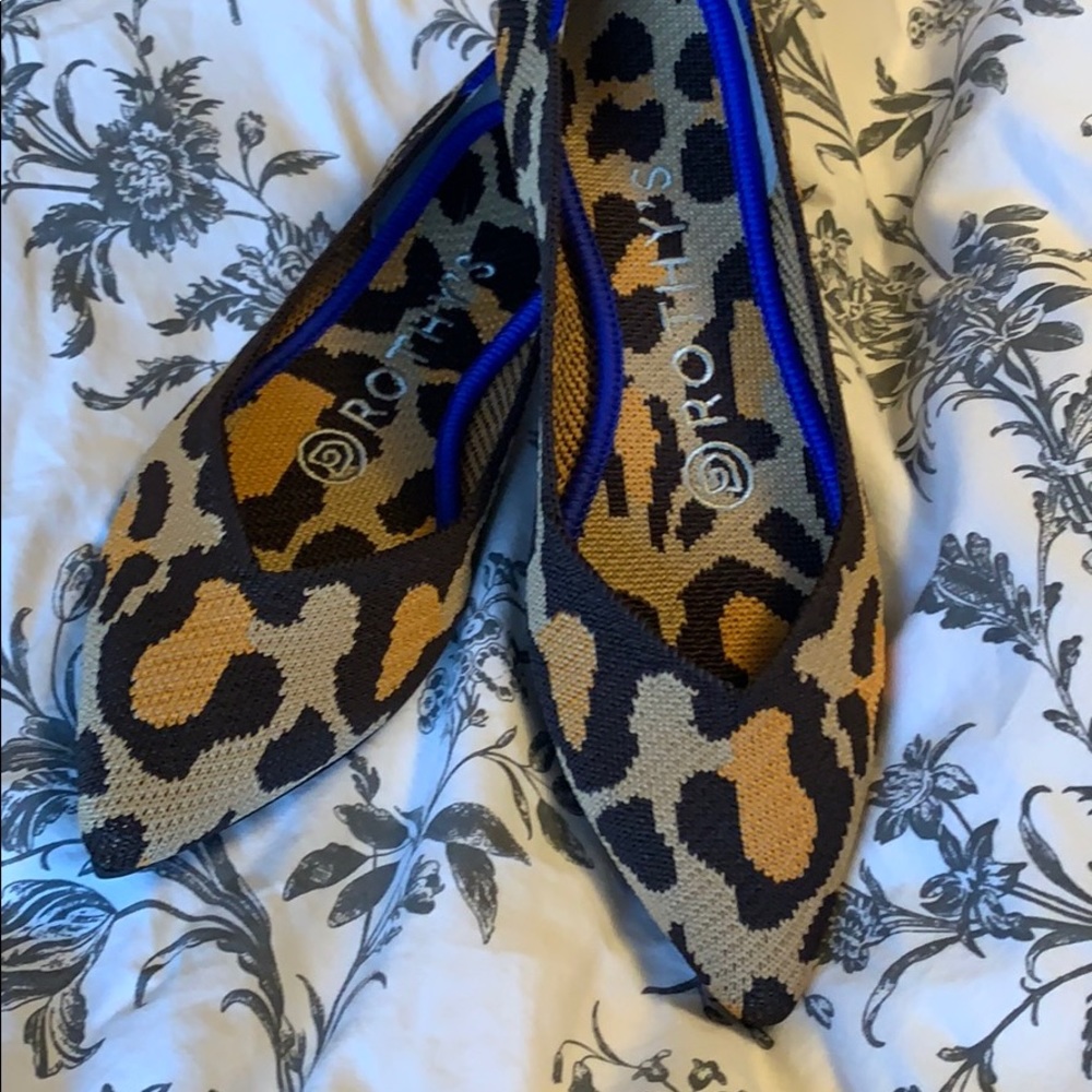 Rothys Big Cat